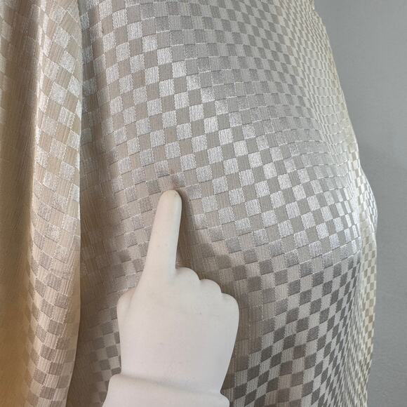 Vintage Diane Von Furstenberg Cream Ivory Tone Blouse Casual Button-Down Size 10 - Picture 6 of 8